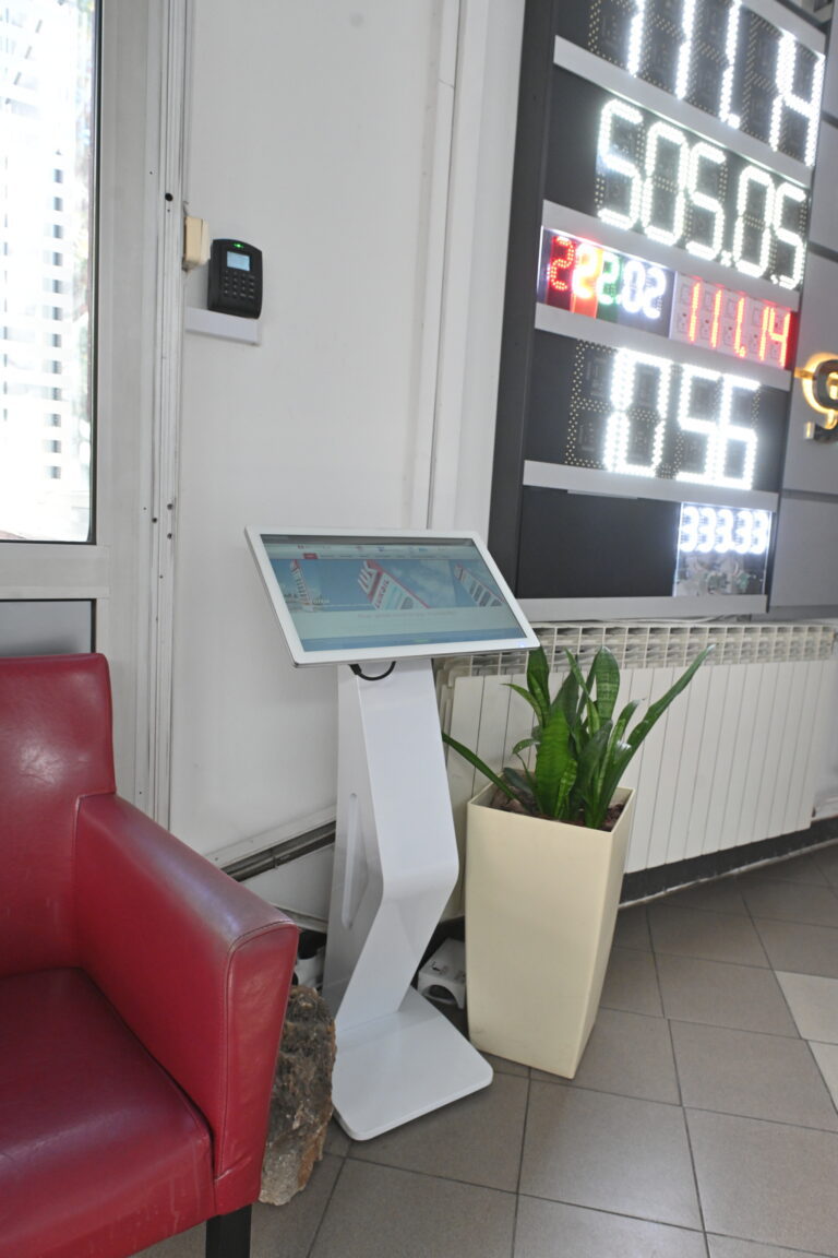 LCD ekran kiosk